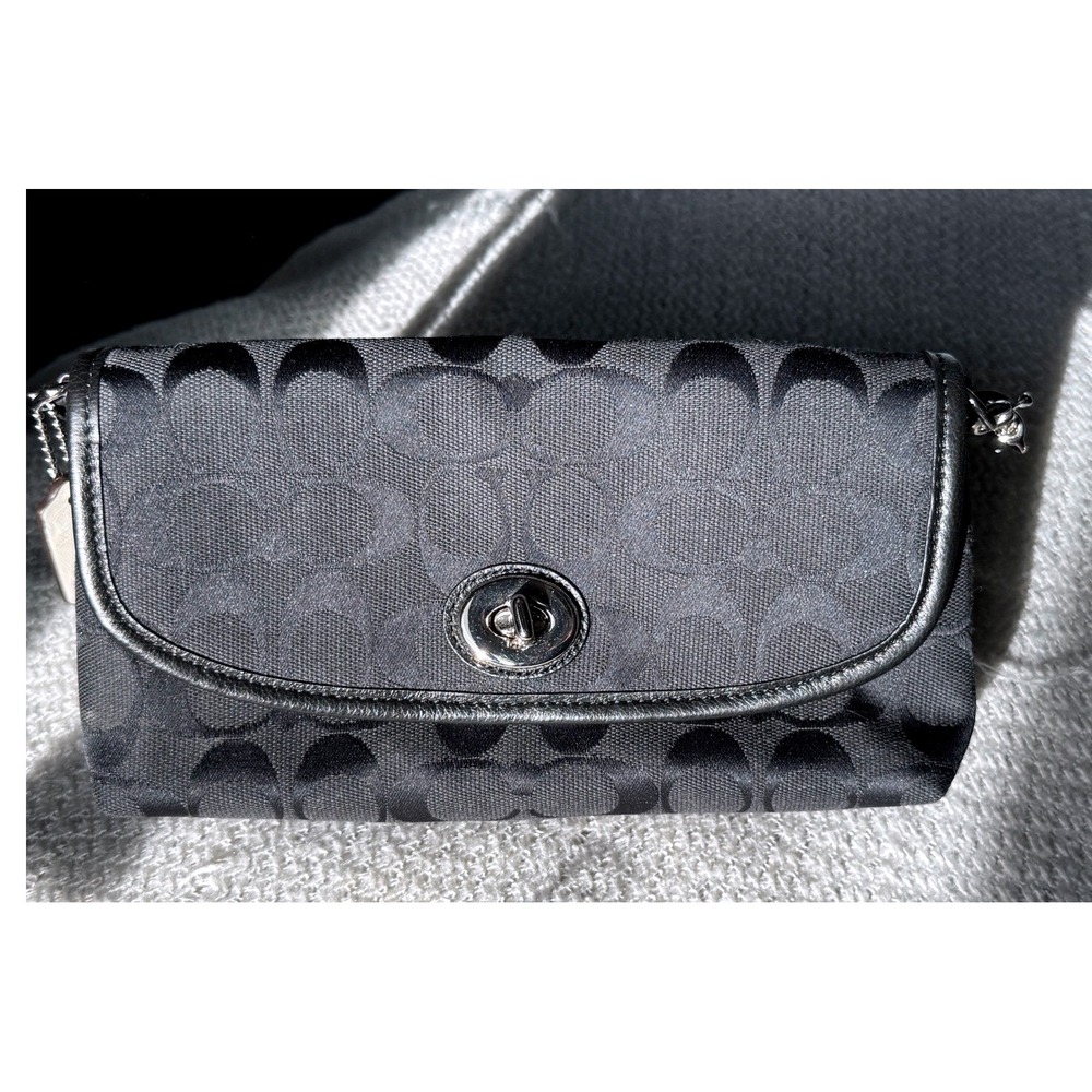 Coach Legacy Signature Turnlock Wristlet Vintage Y2K Wallet Black Gray NWOT - Picture 5 of 11